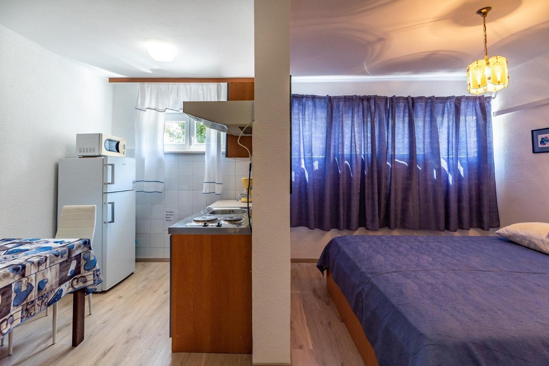 Apartments With A Swimming Pool Pula - 7356 Room photo